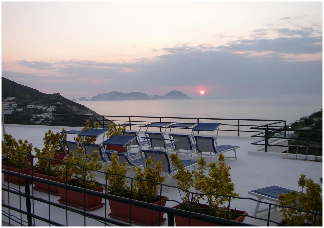 Hotel Ortensia Ponza Exterior foto