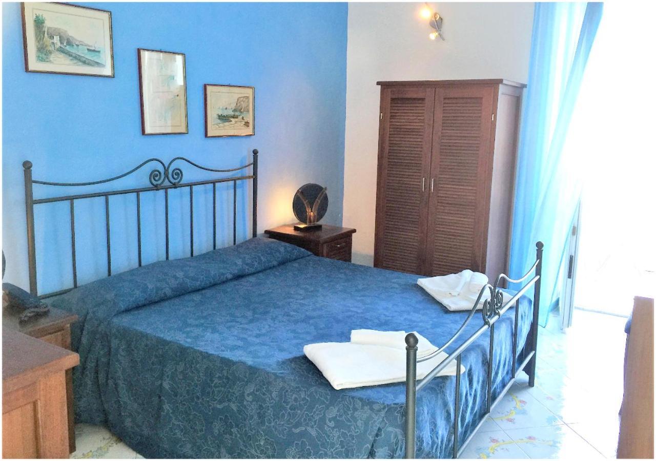 Hotel Ortensia Ponza Exterior foto